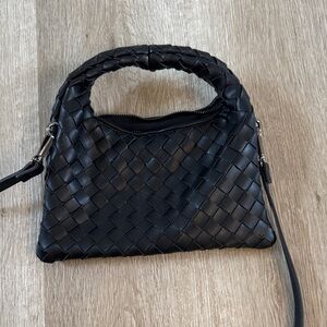 Elegant Black Woven Handbag